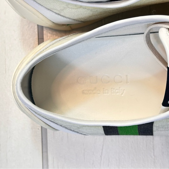 Gucci Men\'s White and Green Sneakers